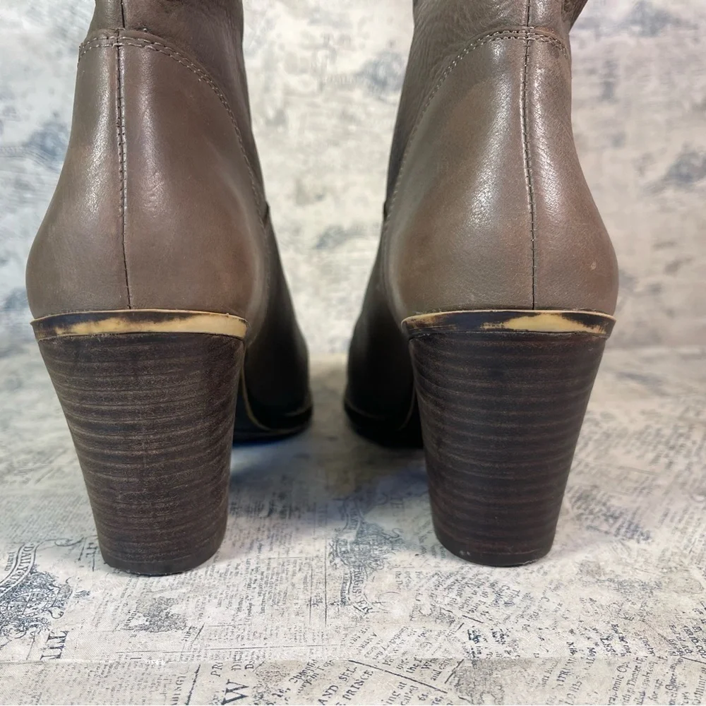 Lucky Brand Embrleigh Taupe Gray Leather Mid Calf Slouch Boots Western